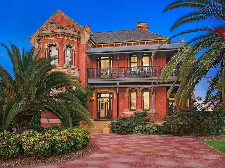 48 Fullerton Street, Stockton NSW 2295