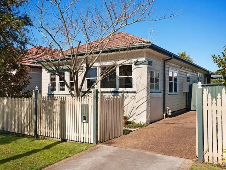 5 Freyberg Street, New Lambton NSW 2305