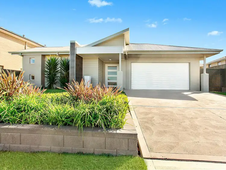 21 Makoro Street, Fletcher NSW 2287