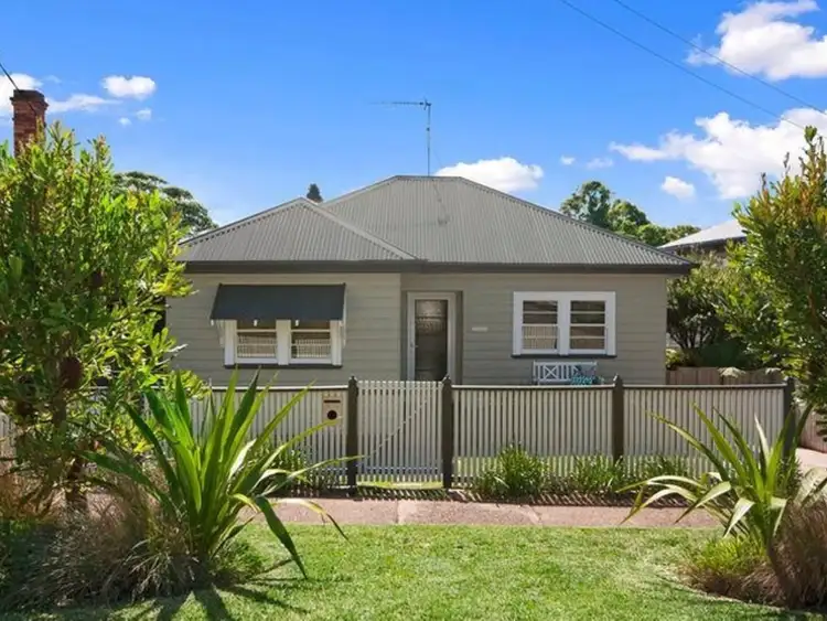 9 Clarence Road, New Lambton NSW 2305