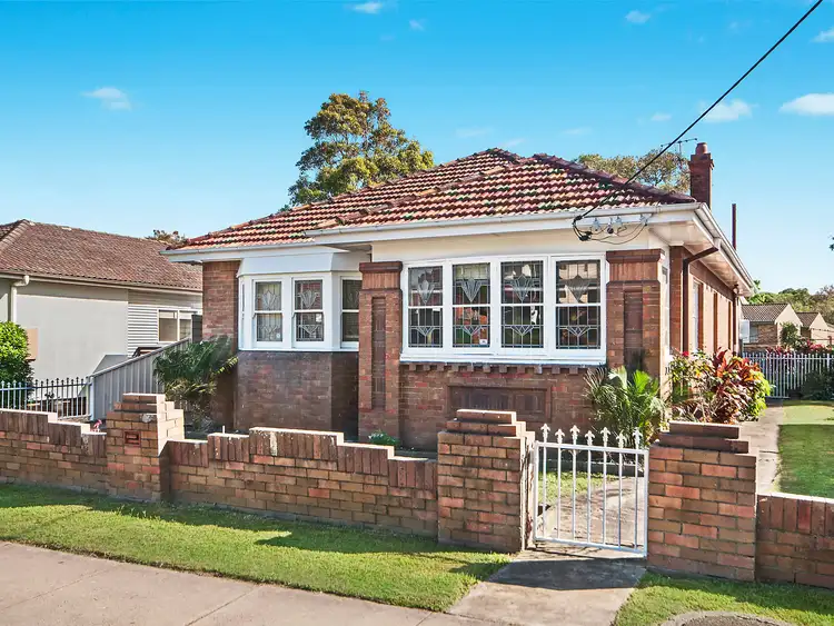 Main view of Homely house listing, 404 Glebe Road, Hamilton South NSW 2303
