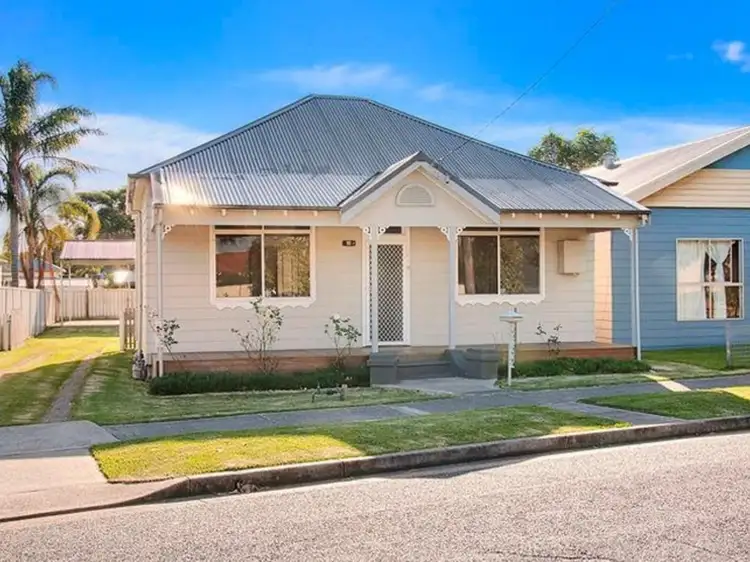 27 Jellicoe Parade, New Lambton NSW 2305