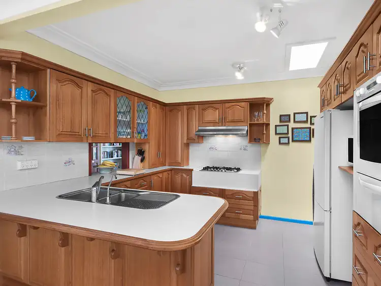 Fourth view of Homely house listing, 7 Roentgen Close, Merewether Heights NSW 2291