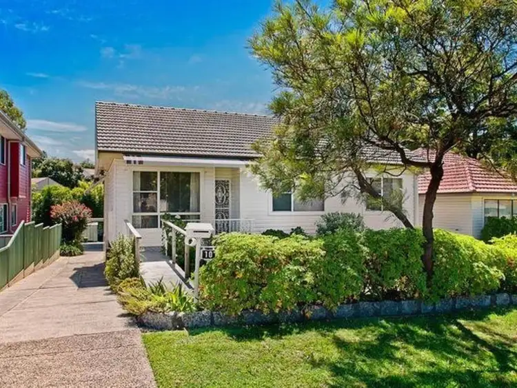 10 Bryson Avenue, Kotara NSW 2289