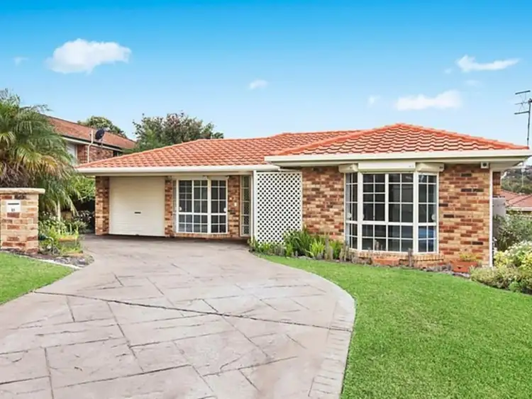 81 Lancaster Parade, Bateau Bay NSW 2261