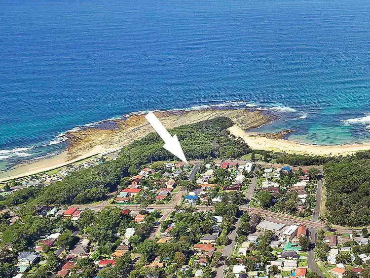 13 Reserve Drive, Bateau Bay NSW 2261