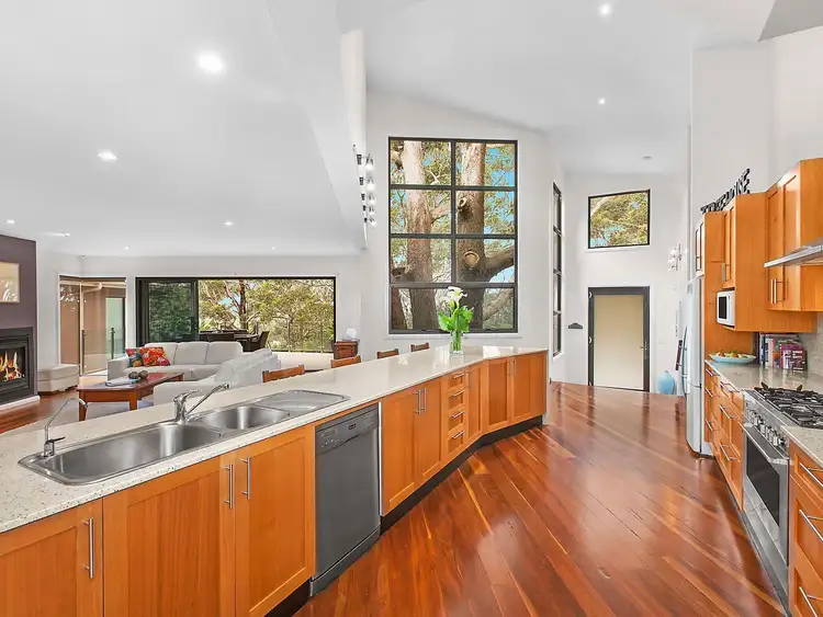 31 Reserve Drive, Bateau Bay NSW 2261