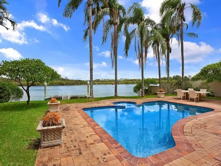 5286 Marine Drive North, Sanctuary Cove QLD 4212