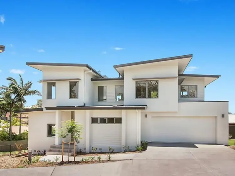2/133 Benowa Road, Southport QLD 4215