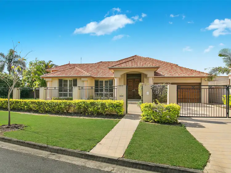 74 Commodore Drive, Paradise Waters QLD 4217
