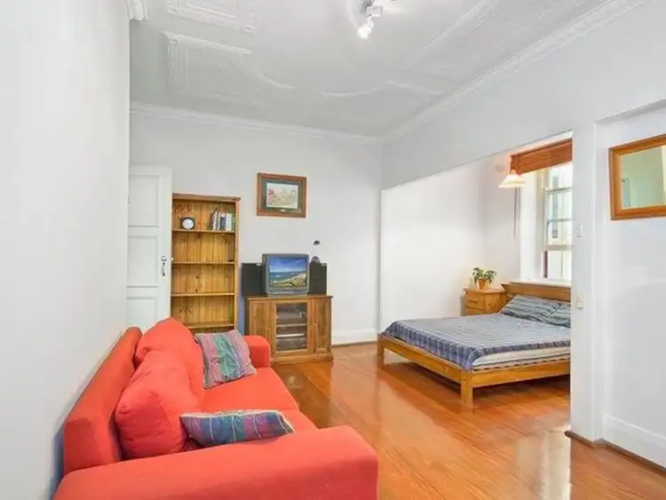 Main view of Homely studio listing, 2/42 Bayswater Road, Potts Point NSW 2011