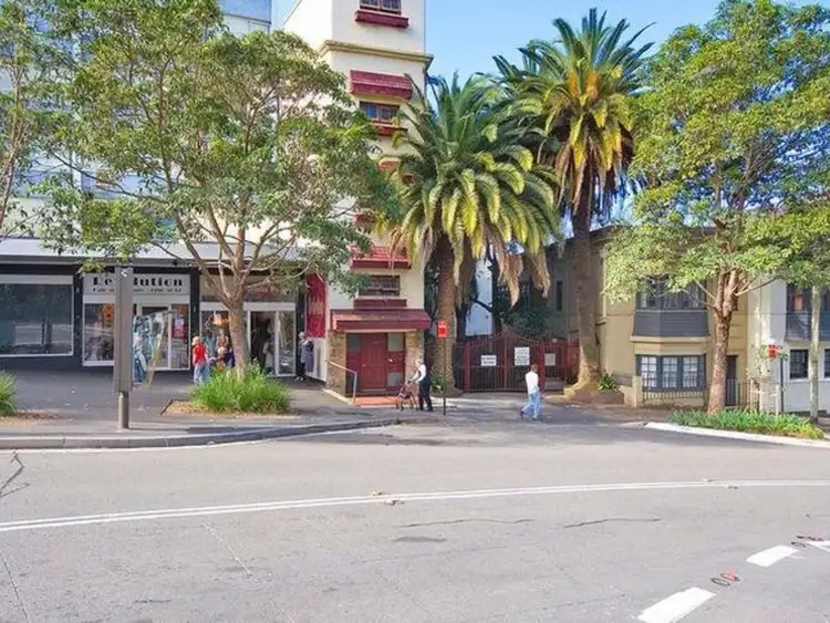 Third view of Homely studio listing, 2/42 Bayswater Road, Potts Point NSW 2011