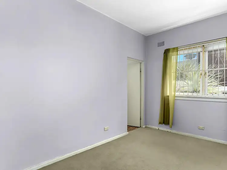 Fourth view of Homely apartment listing, 2/2 Military Road, North Bondi NSW 2026