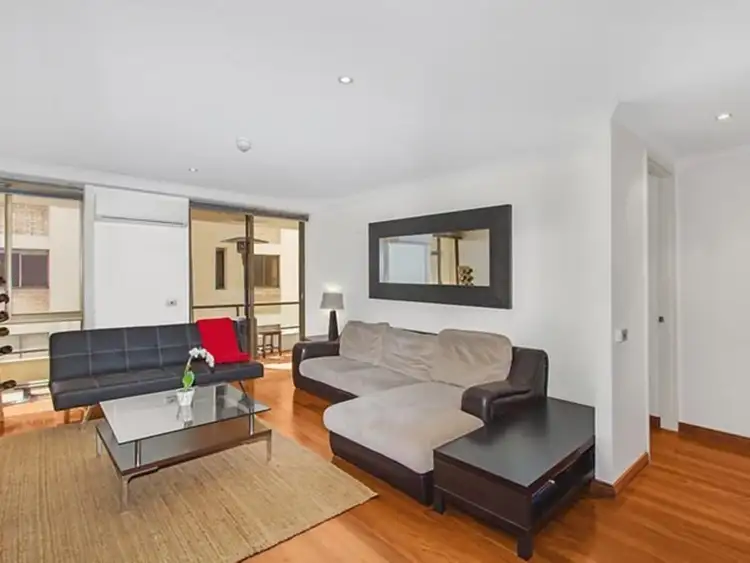 Third view of Homely unit listing, 1006/1 Boomerang Place, Woolloomooloo NSW 2011