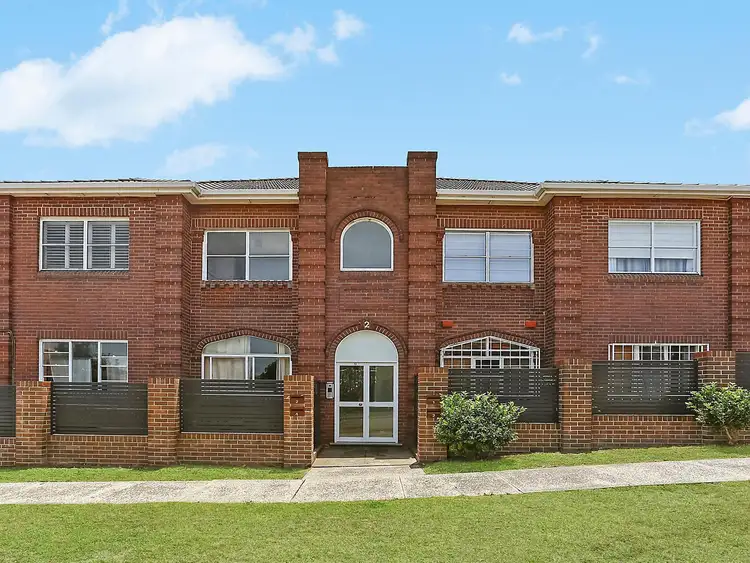Fourth view of Homely apartment listing, 4/2 Hastings Parade, Bondi NSW 2026