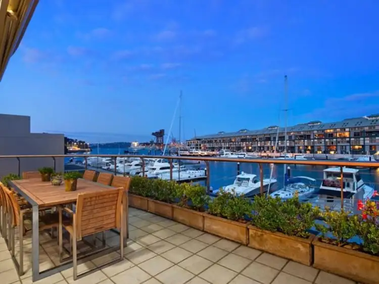 Main view of Homely apartment listing, 29/10 Lincoln Crescent, Woolloomooloo NSW 2011
