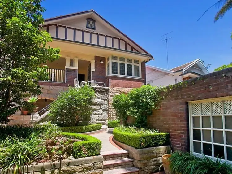 4 Forest Knoll Avenue, Bondi Beach NSW 2026