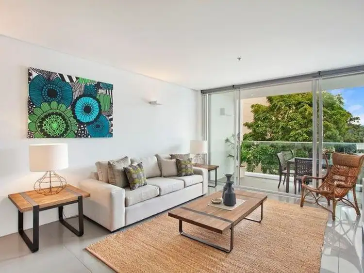 Second view of Homely apartment listing, 1/60 William Street, Woolloomooloo NSW 2011