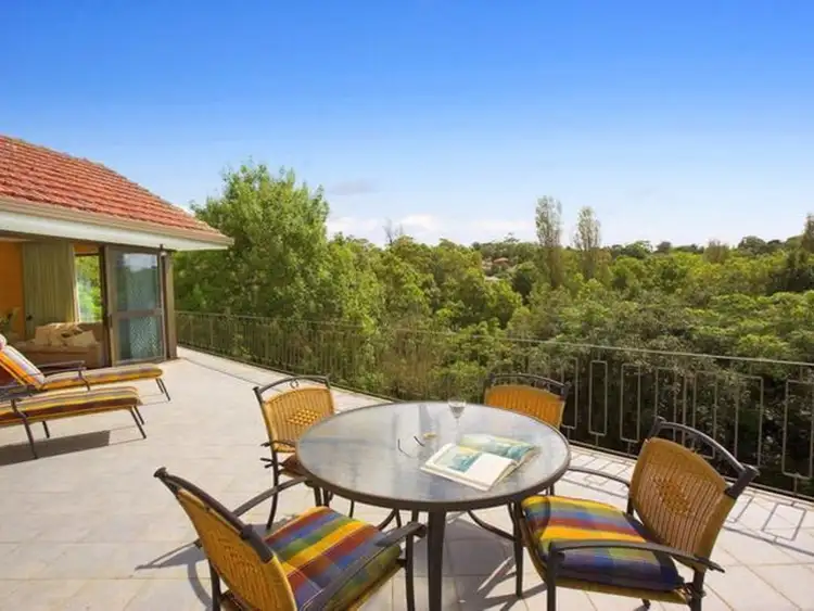 3 Tarakan Crescent, Northbridge NSW 2063