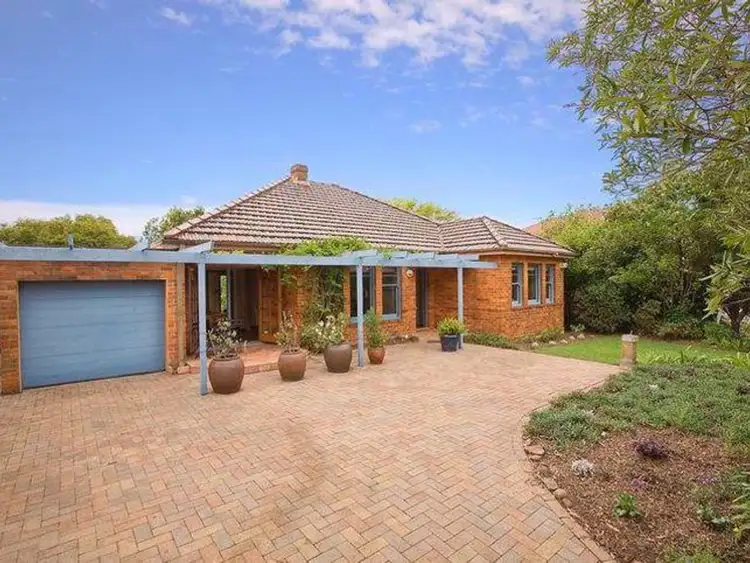 Second view of Homely house listing, 5 Covelee Circuit, Middle Cove NSW 2068