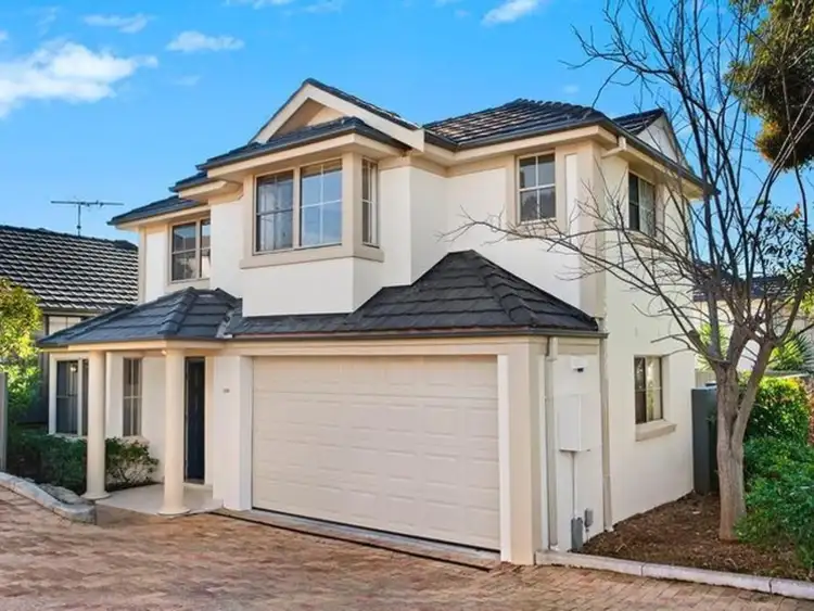 122 Harrington Avenue, Castle Hill NSW 2154