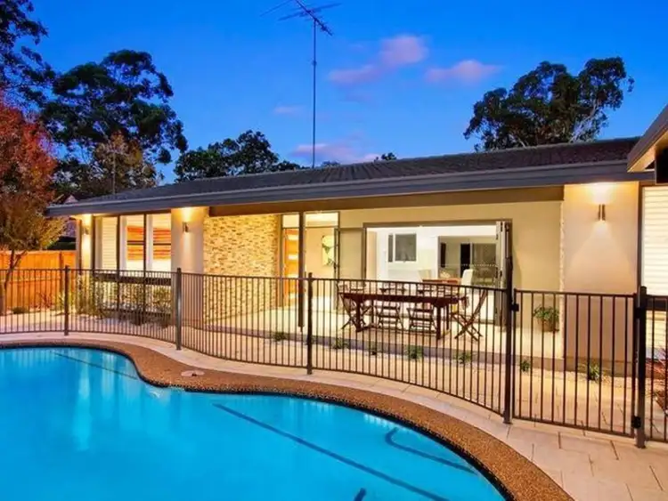 4 Dresden Avenue, Castle Hill NSW 2154