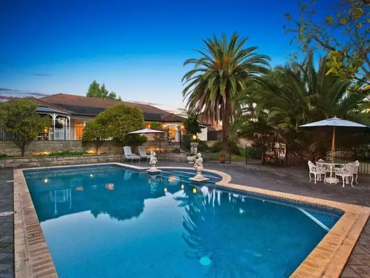 5 Eaglehawk Place, West Pennant Hills NSW 2125