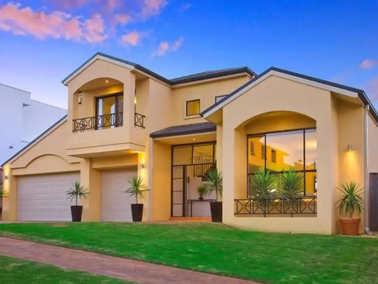 15 Rowanbrae Crescent, Bella Vista NSW 2153