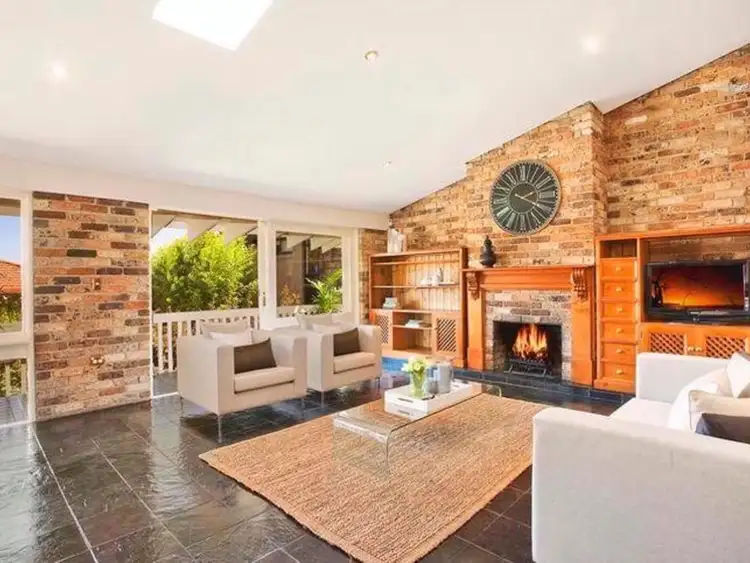 18 Ellesmere Avenue, Hunters Hill NSW 2110