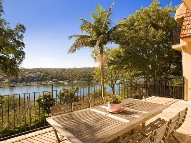 3 Serpentine Road, Hunters Hill NSW 2110