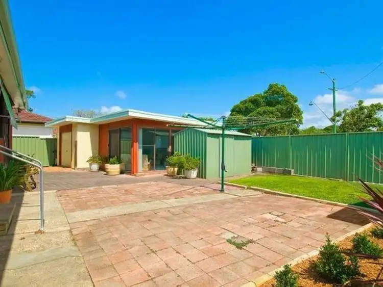 Fifth view of Homely house listing, 5 Lynn Place, Speers Point NSW 2284