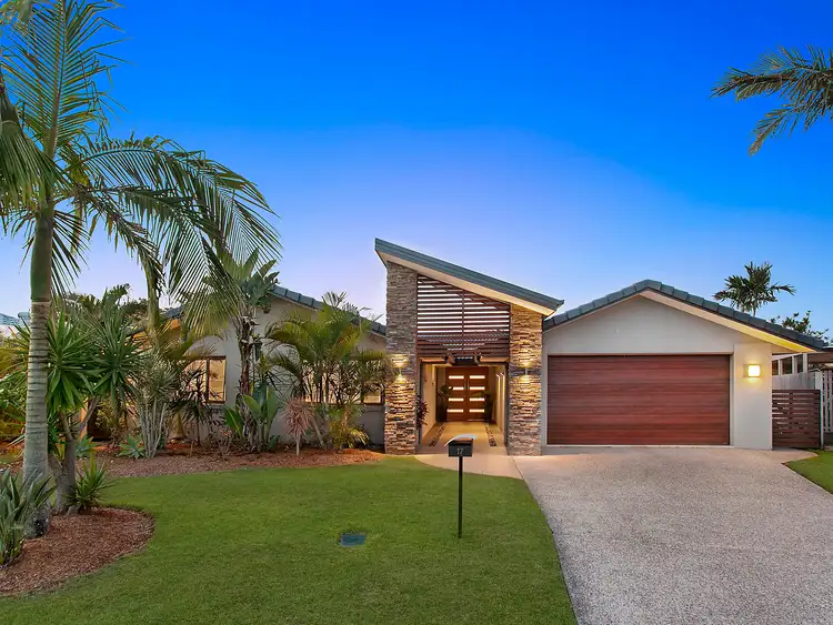 17 Satinwood Place, Palm Beach QLD 4221