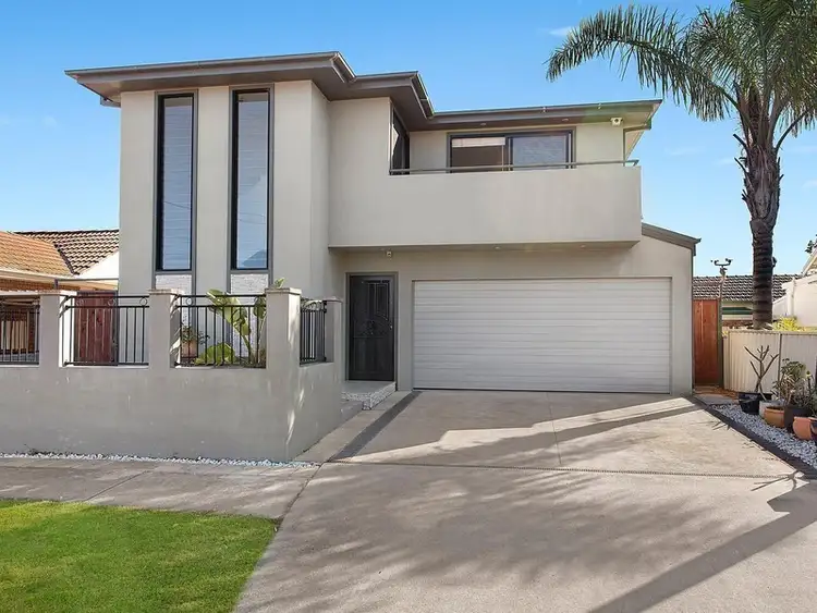 Main view of Homely townhouse listing, 17 Gross Avenue, Umina Beach NSW 2257