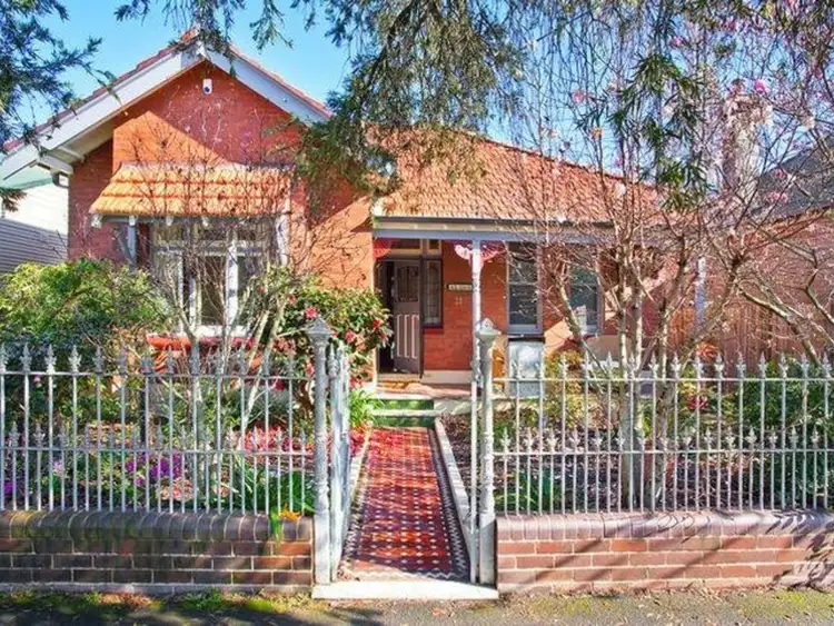 115 Duntroon Street, Hurlstone Park NSW 2193