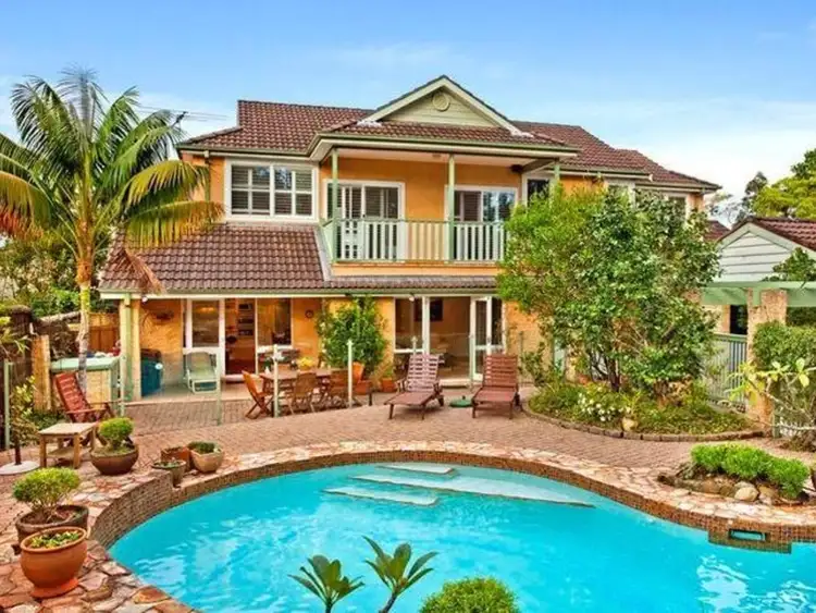 27 Flinders Avenue, St Ives NSW 2075