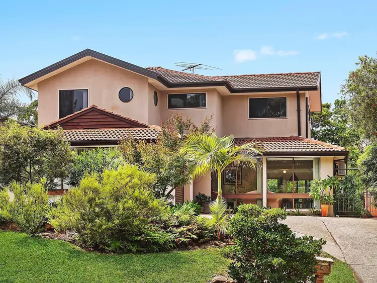 4 Wales Close, Illawong NSW 2234