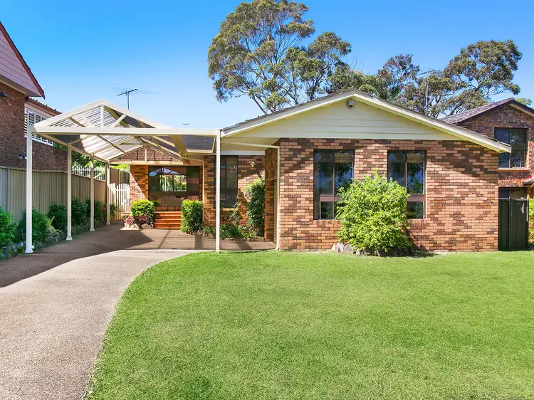 8 Wales Close, Illawong NSW 2234