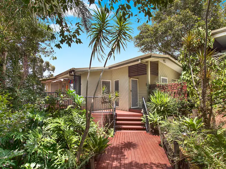 16 Bindoon Close, Elanora QLD 4221