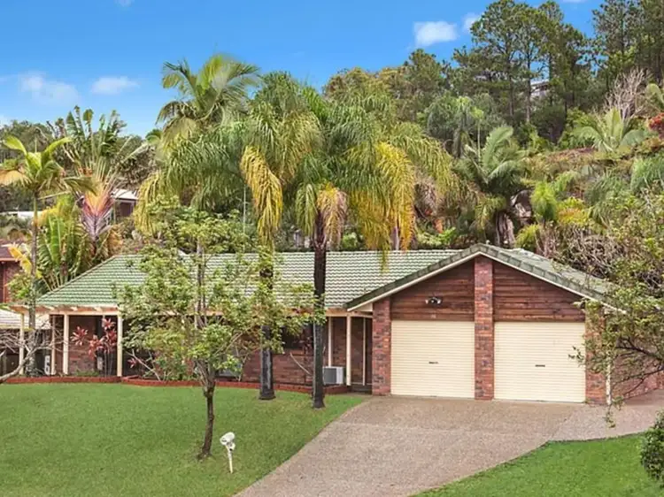 16 Esperance Close, Elanora QLD 4221