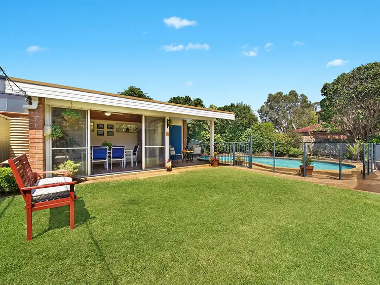 Sixth view of Homely house listing, 8 Karen Court, Baulkham Hills NSW 2153