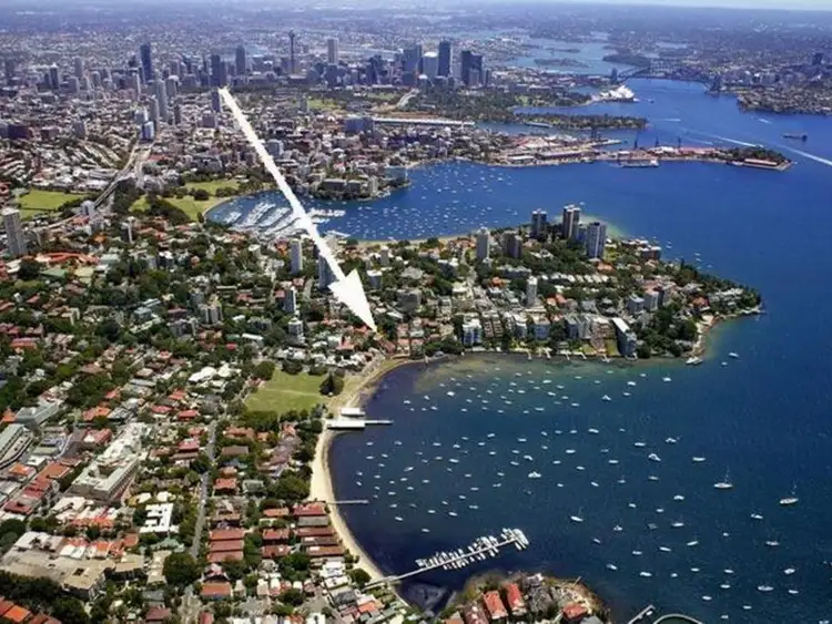 Main view of Homely apartment listing, 'Sunningdale', 4/11 Wiston Gardens, Double Bay NSW 2028