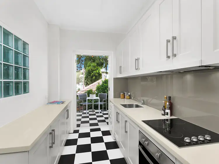 Fourth view of Homely apartment listing, 'Sunningdale', 4/11 Wiston Gardens, Double Bay NSW 2028