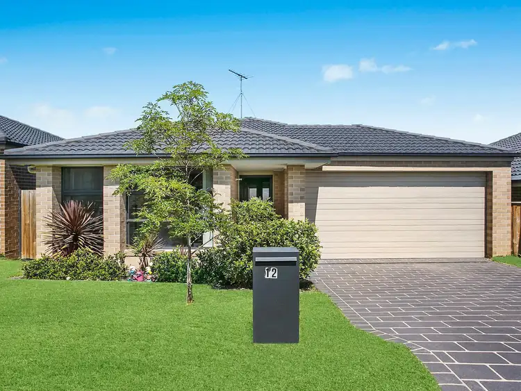 12 Hinton Street, Spring Farm NSW 2570