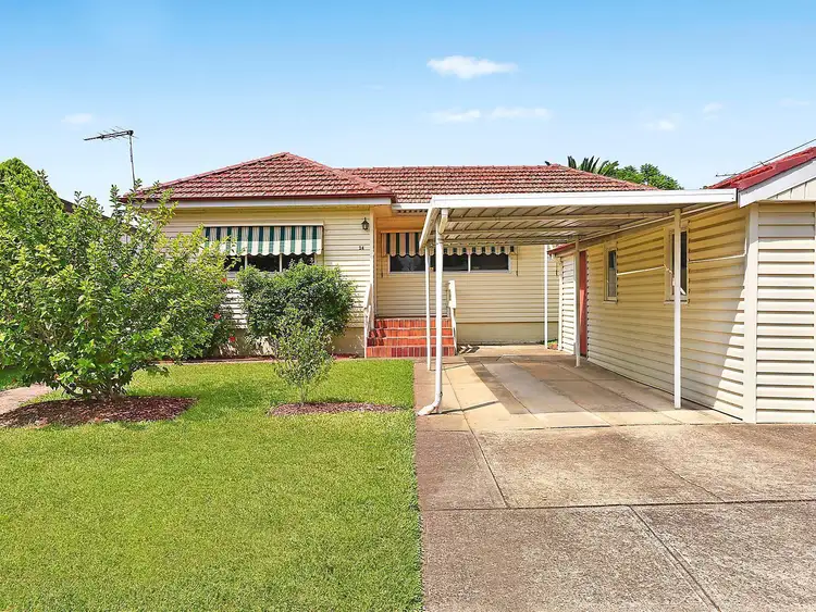 24 Nardoo Street, Ingleburn NSW 2565