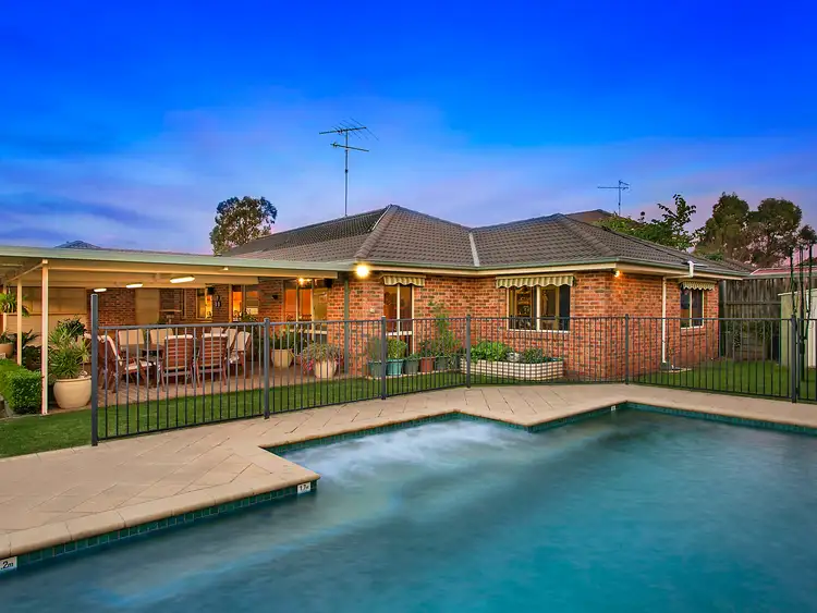 3 Clarke Place, Mount Annan NSW 2567