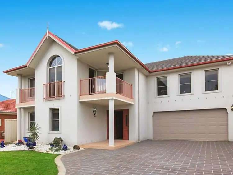8 Mason Drive, Harrington Park NSW 2567