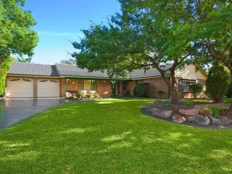 18 Glen Alpine Drive, Glen Alpine NSW 2560