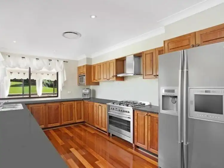 Fourth view of Homely house listing, 7 Caernarvon Close, Kirkham NSW 2570