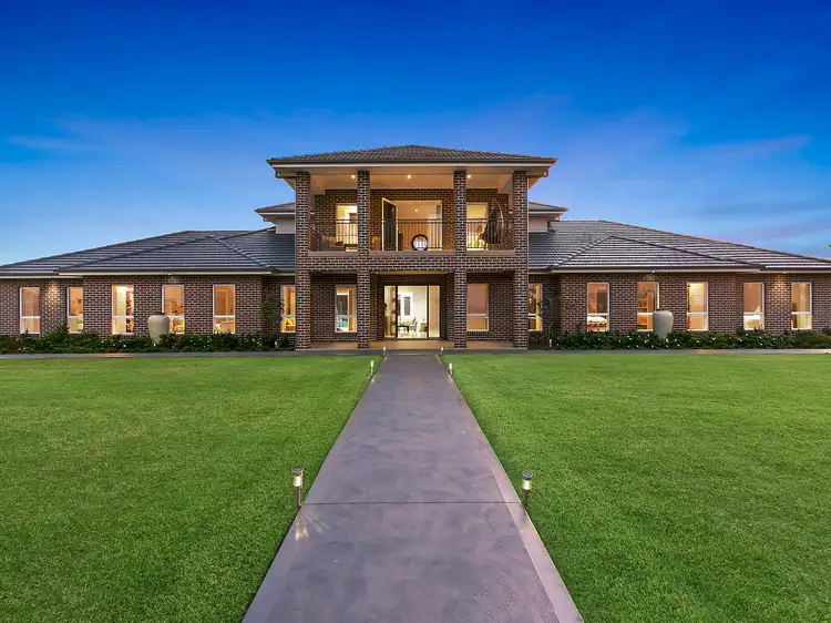 9 Harben Vale Circuit, Grasmere NSW 2570