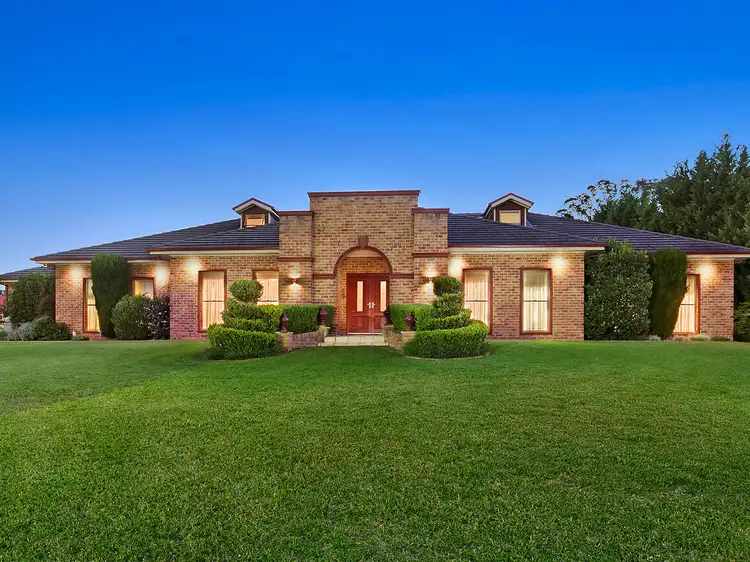 2 The Grange, Kirkham NSW 2570